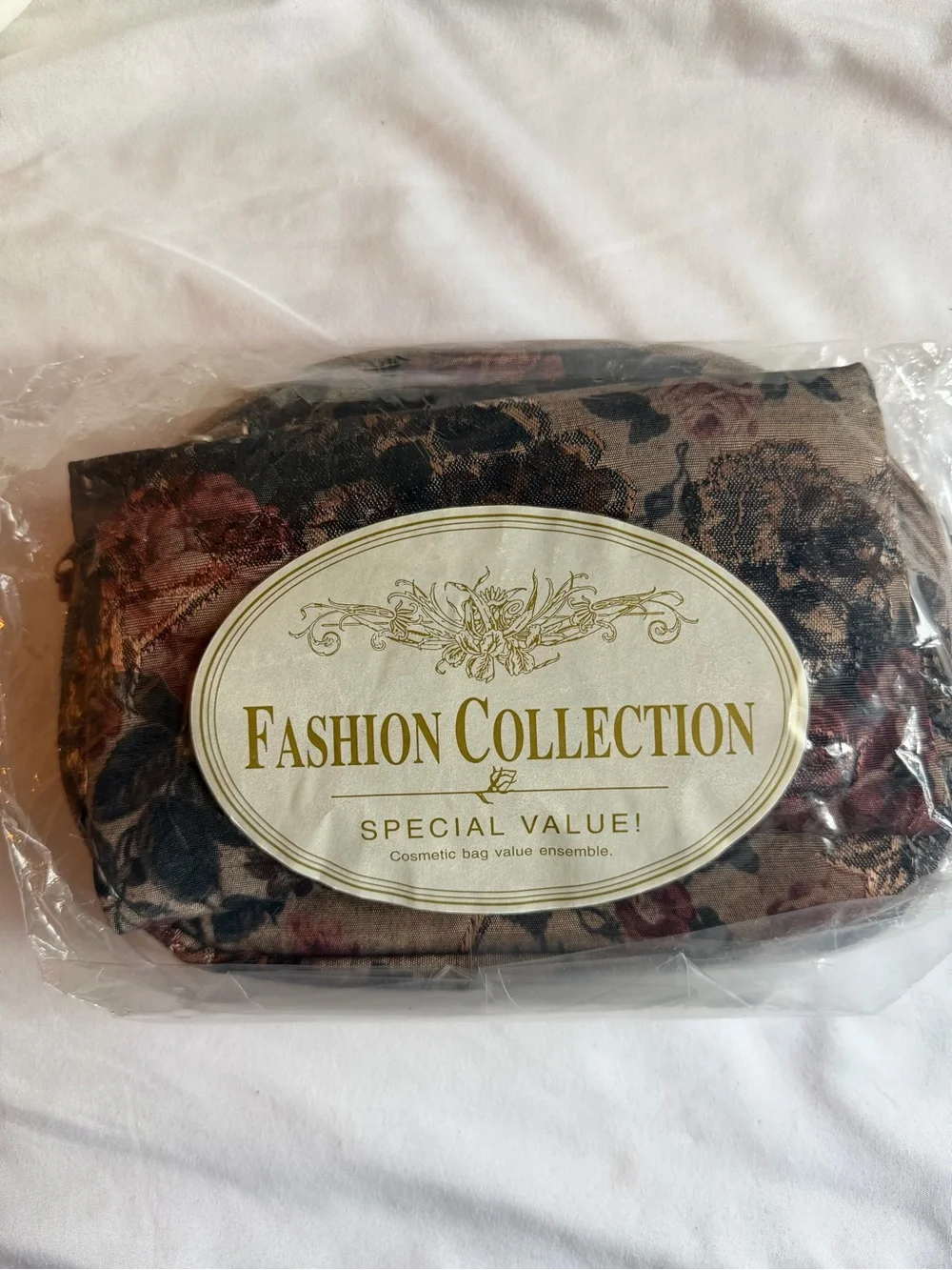 NWT vintage floral tapestry carpet jacquard makeup cosmetic travel mini bag set